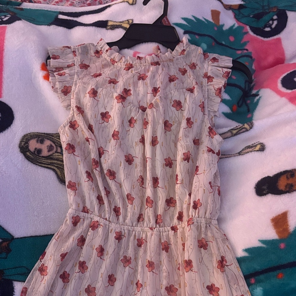 Elegant Floral Ruffle Sleeve Dress